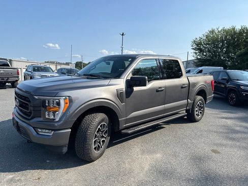 Used 2023 Ford F150 XLT w/ Equipment Group 302A High AWD/4WD image 3