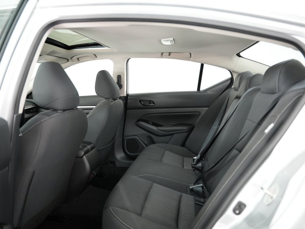 Used 2023 Nissan Altima 2.5 SV w/ SV Premium Package FWD image 33