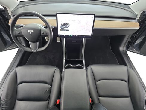 Used 2020 Tesla Model 3 Performance image 9