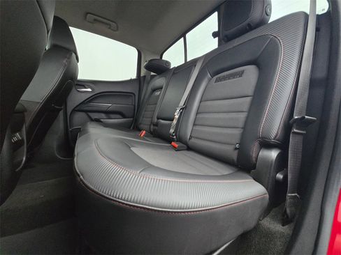 Used 2018 GMC Canyon All Terrain image 13