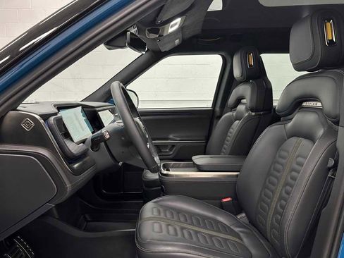 Used 2024 Rivian R1S Adventure image 11