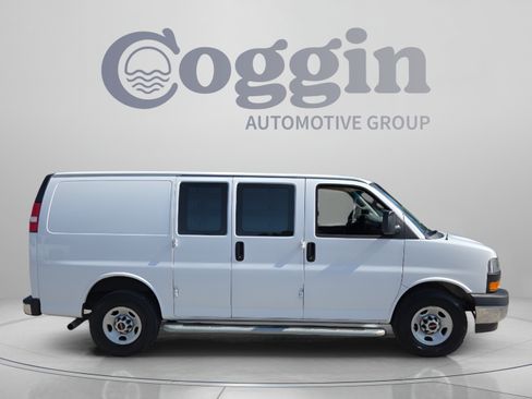 Used 2023 GMC Savana 2500 w/ Driver Convenience Package RWD image 6