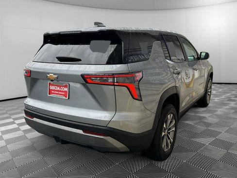 Used 2025 Chevrolet Equinox LT image 4