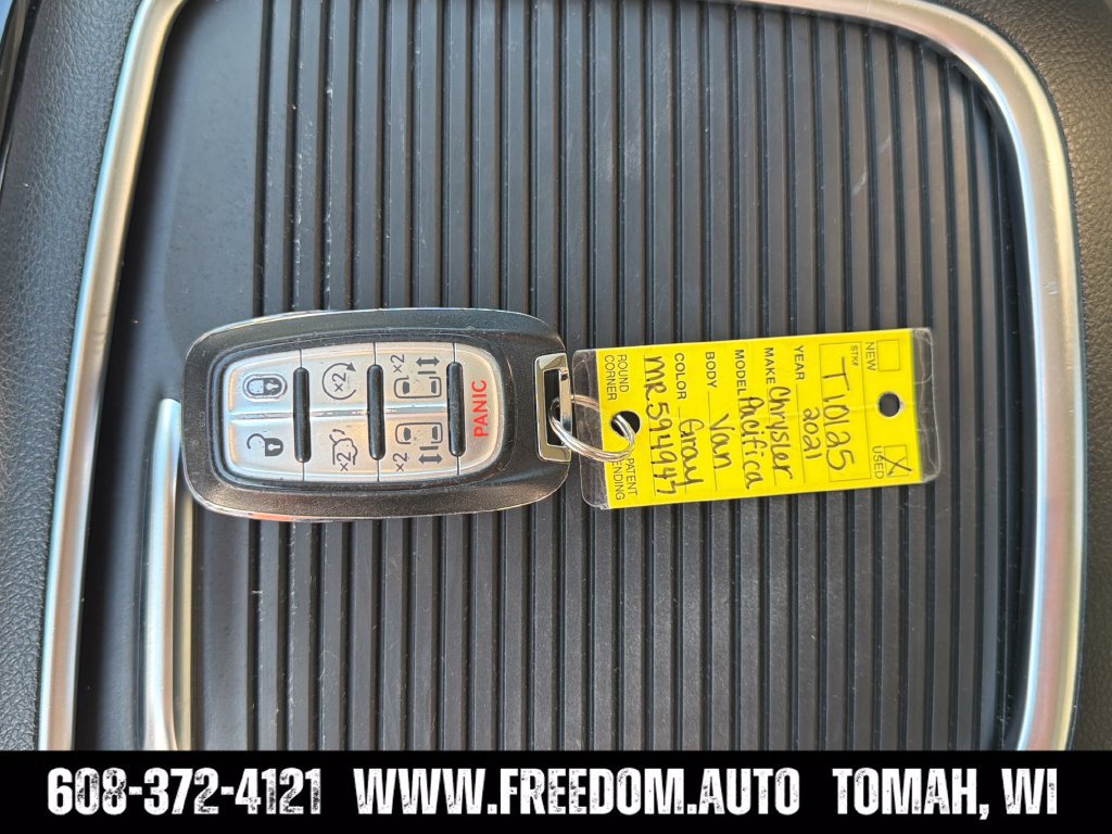 Used 2021 Chrysler Pacifica Limited w/ Premium & Safety Sphere Group AWD/4WD image 29