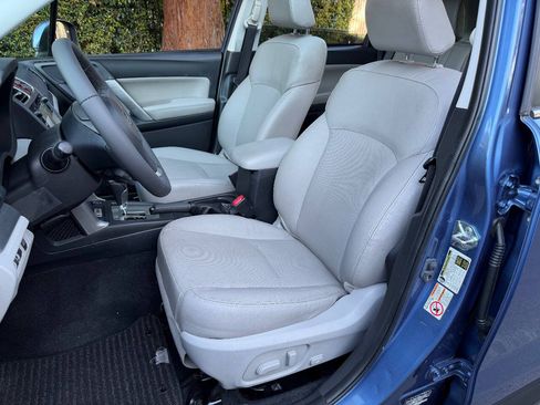 Used 2016 Subaru Forester 2.5i Limited AWD/4WD image 15