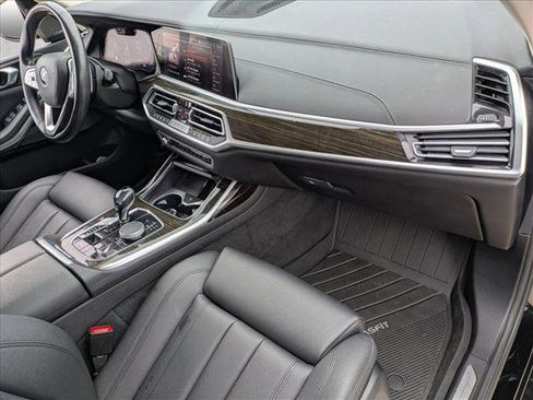 Used 2020 BMW X7 xDrive40i w/ Premium Package image 23