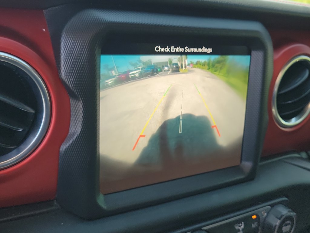 Used 2019 Jeep Wrangler Unlimited Rubicon AWD/4WD image 16