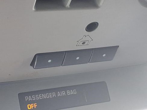 Used 2020 Chevrolet Suburban Premier image 21