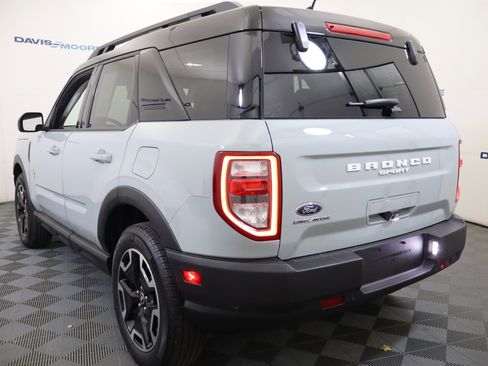 Used 2024 Ford Bronco Sport Outer Banks w/ Tech Package image 9