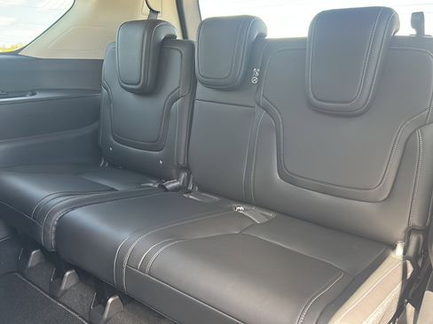 New 2026 Nissan Armada SV image 17