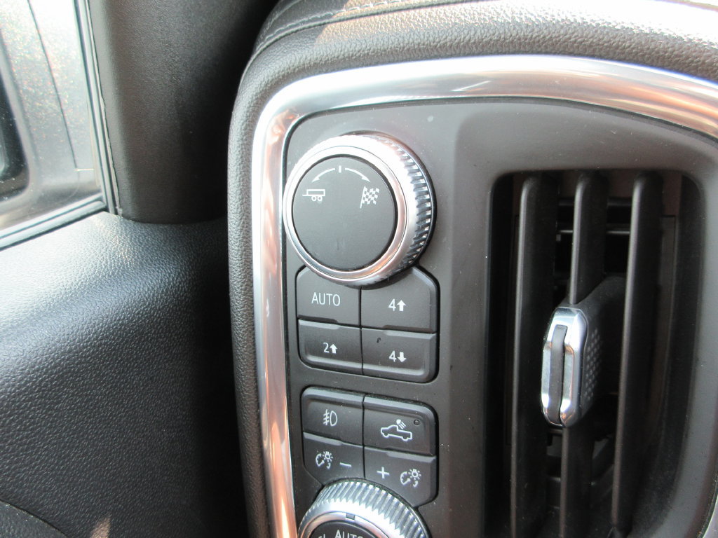 Used 2019 GMC Sierra 1500 SLT w/ SLT Premium Package AWD/4WD image 32