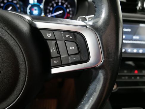 Used 2020 Jaguar F-PACE Prestige AWD/4WD image 28