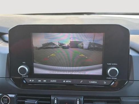 Used 2023 Nissan Pathfinder S AWD/4WD image 17