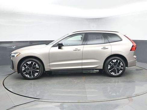 New 2026 Volvo XC60 B5 Plus w/ Protection Package Premier image 5