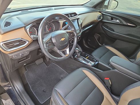 Used 2021 Chevrolet TrailBlazer ACTIV w/ Technology Package image 15