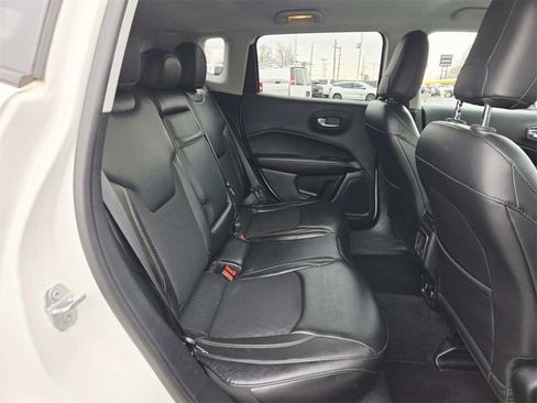 Used 2018 Jeep Compass Latitude w/ Popular Equipment Group image 14