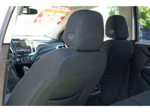 Used 2019 Chevrolet Equinox LT FWD image 29