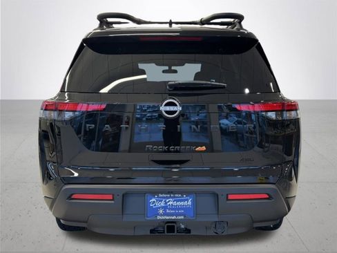 New 2025 Nissan Pathfinder Rock Creek image 8