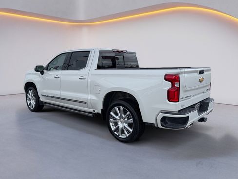 Used 2025 Chevrolet Silverado 1500 High Country image 5