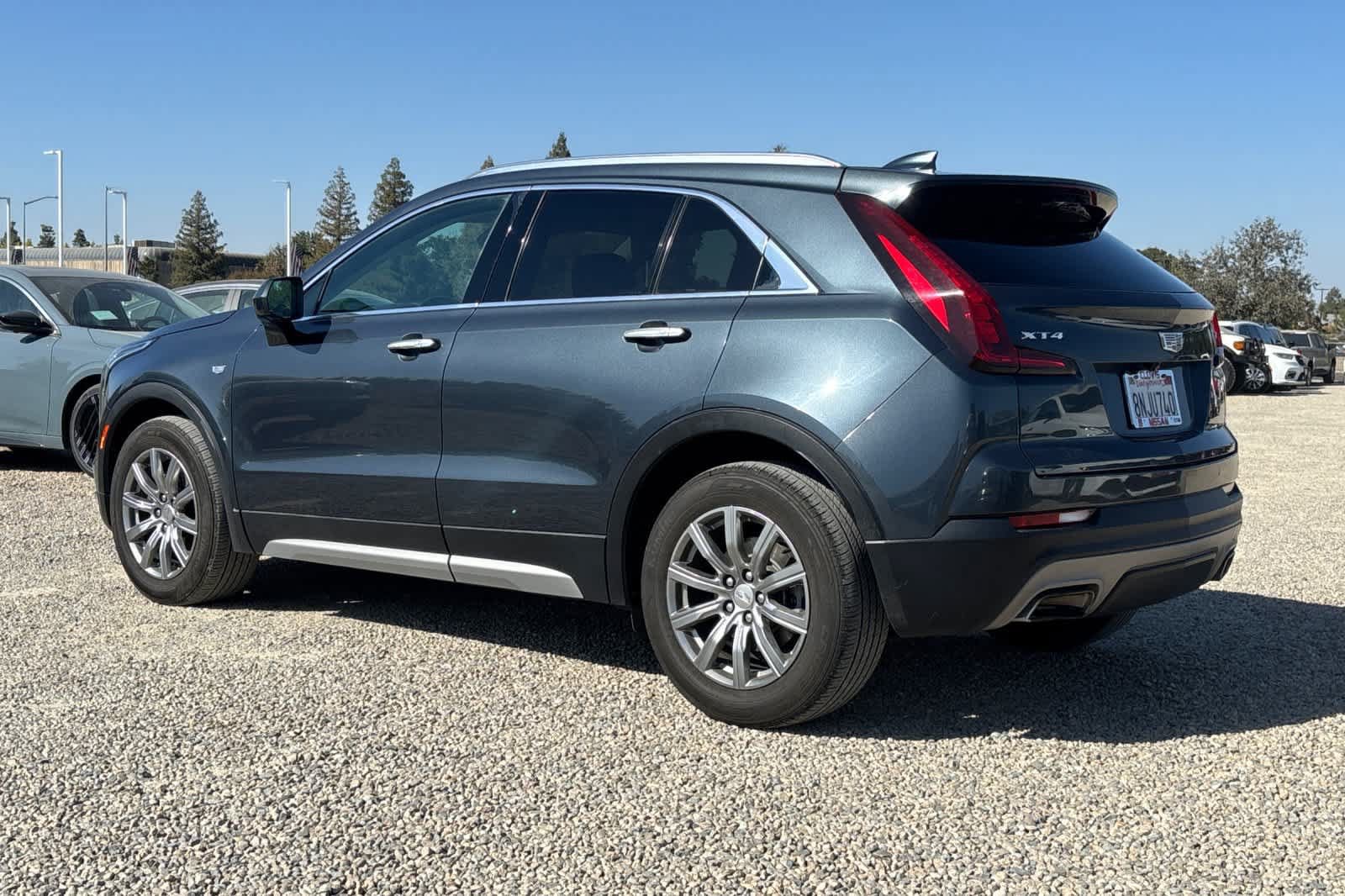Used 2019 Cadillac XT4 Premium Luxury FWD image 6