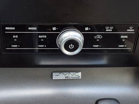 Used 2014 Ford Mustang GT Premium w/ Comfort Package image 28