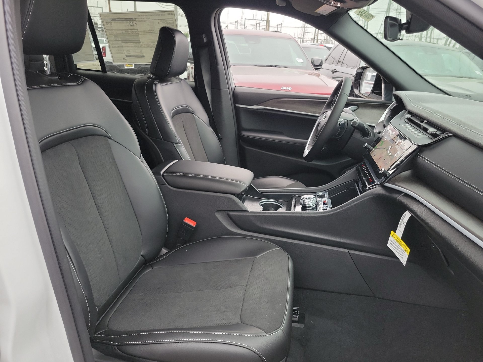 New 2026 Jeep Grand Cherokee Altitude RWD image 14
