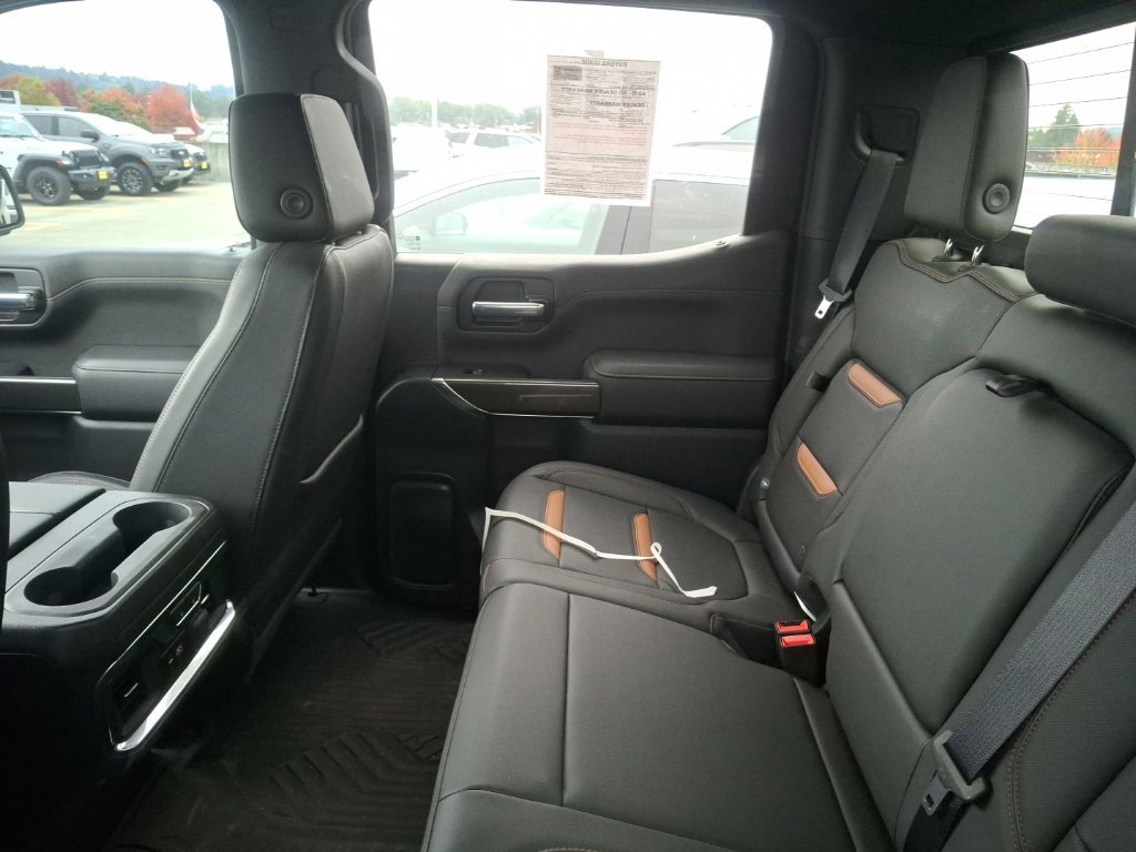 Used 2020 GMC Sierra 1500 AT4 w/ AT4 Premium Package AWD/4WD image 13