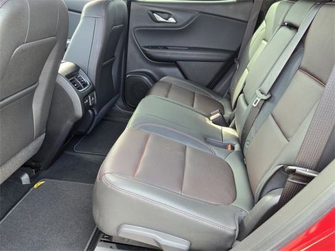 Used 2022 Chevrolet Blazer RS w/ Enhanced Convenience Package image 11