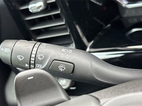 Used 2024 Chevrolet Silverado 1500 LTZ image 38