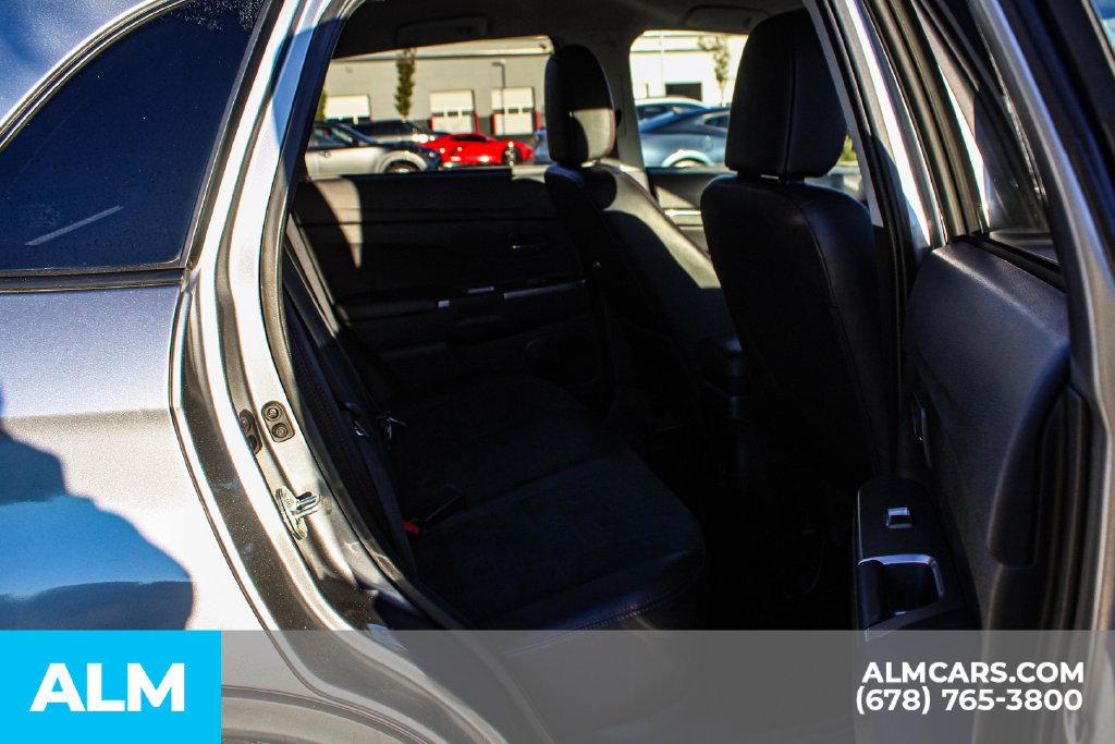 Used 2024 Mitsubishi Outlander Sport ES AWD/4WD image 16