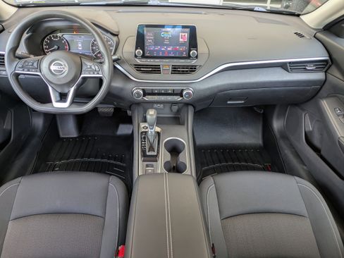 Used 2022 Nissan Altima 2.5 SV AWD/4WD image 15