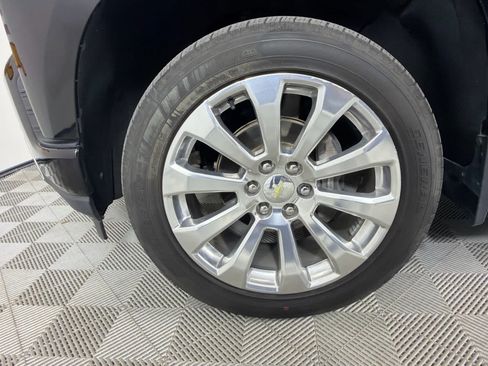 Used 2021 Chevrolet Silverado 1500 High Country AWD/4WD image 10