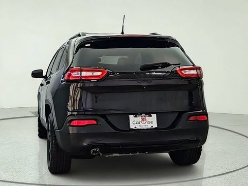 Used 2018 Jeep Cherokee Limited w/ High Altitude Package AWD/4WD image 5