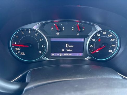 Used 2021 Chevrolet Equinox Premier AWD/4WD image 16