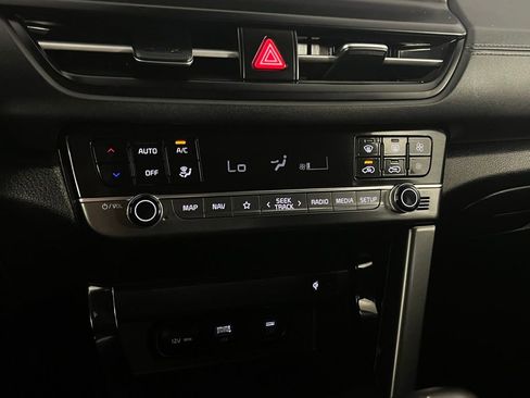 Used 2025 Kia Seltos EX AWD/4WD image 21