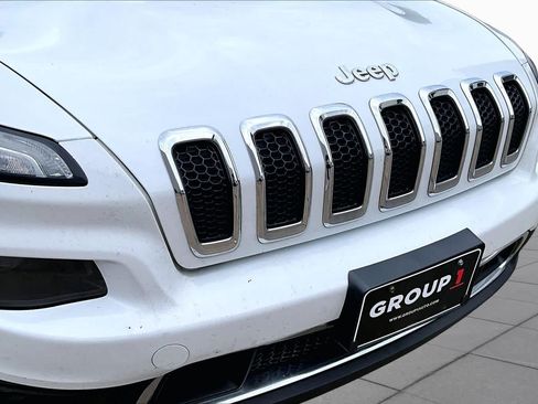 Used 2015 Jeep Cherokee Limited FWD image 29
