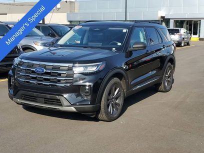 Certified 2025 Ford Explorer Active w/ Active Comfort Package