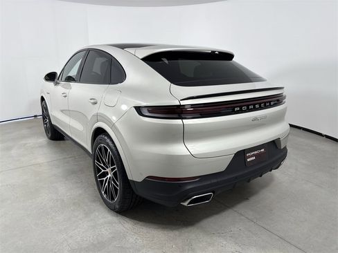 New 2026 Porsche Cayenne E-Hybrid Coupe image 3