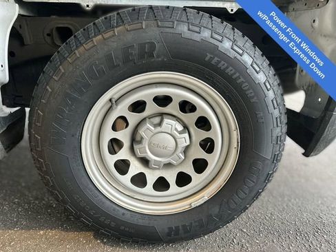 Used 2023 GMC Sierra 1500 Pro w/ Pro Value Package image 10