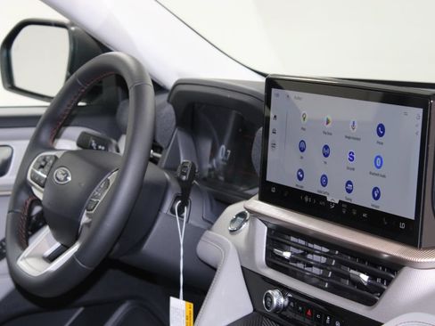 New 2026 Ford Explorer Active w/ Active Comfort Package RWD image 30