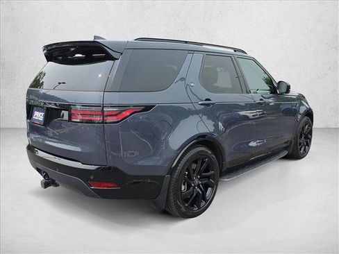 Used 2025 Land Rover Discovery Dynamic SE AWD/4WD image 5
