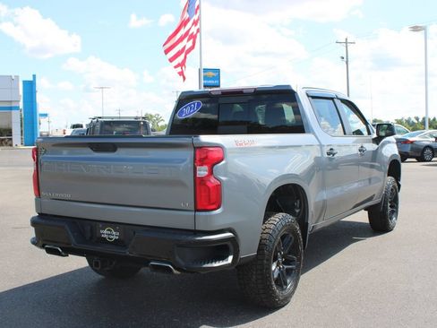 Used 2021 Chevrolet Silverado 1500 LT Trail Boss w/ Convenience Package II AWD/4WD image 9