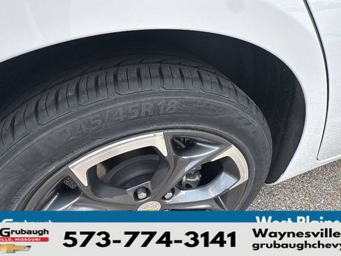 Used 2023 Chevrolet Malibu LT FWD image 24