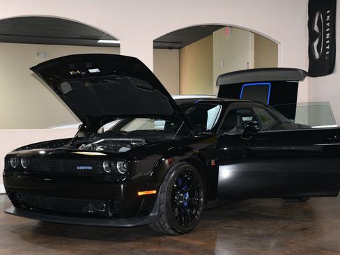 Used 2023 Dodge Challenger R/T Scat Pack RWD image 90