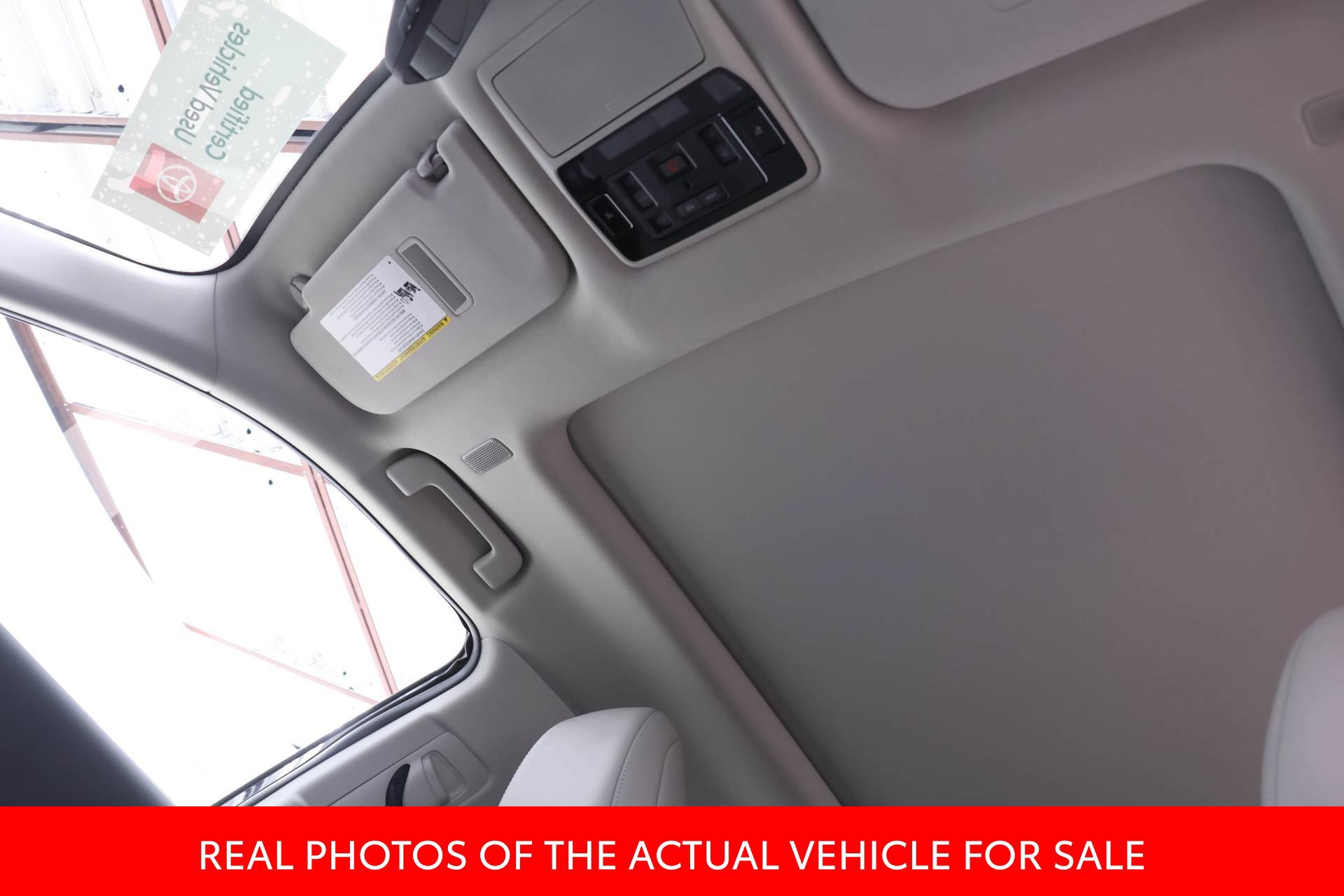 Used 2024 Toyota Grand Highlander AWD image 15