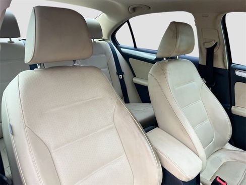 Used 2016 Volkswagen Jetta SE image 27