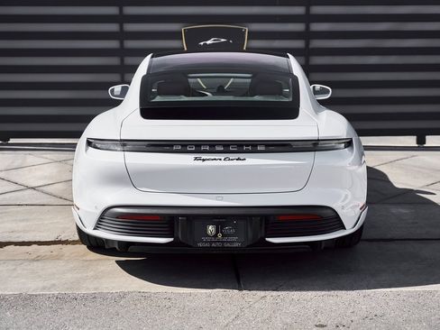 Used 2020 Porsche Taycan Turbo image 16