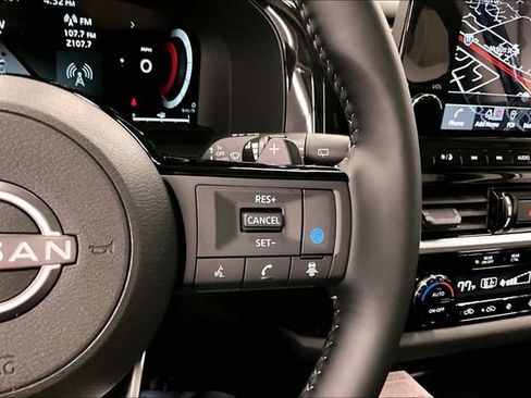 New 2025 Nissan Pathfinder Platinum w/ Lighting Package (N93) image 23