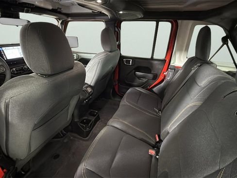 Used 2024 Jeep Wrangler Willys image 27