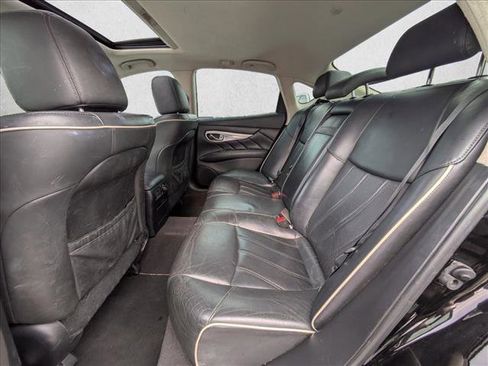 Used 2016 INFINITI Q70 3.7 image 18